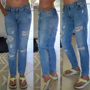 Zara Woman Medium Rise Relaxed Fit Distressed Soft Jeans 100% Cotton Size 8